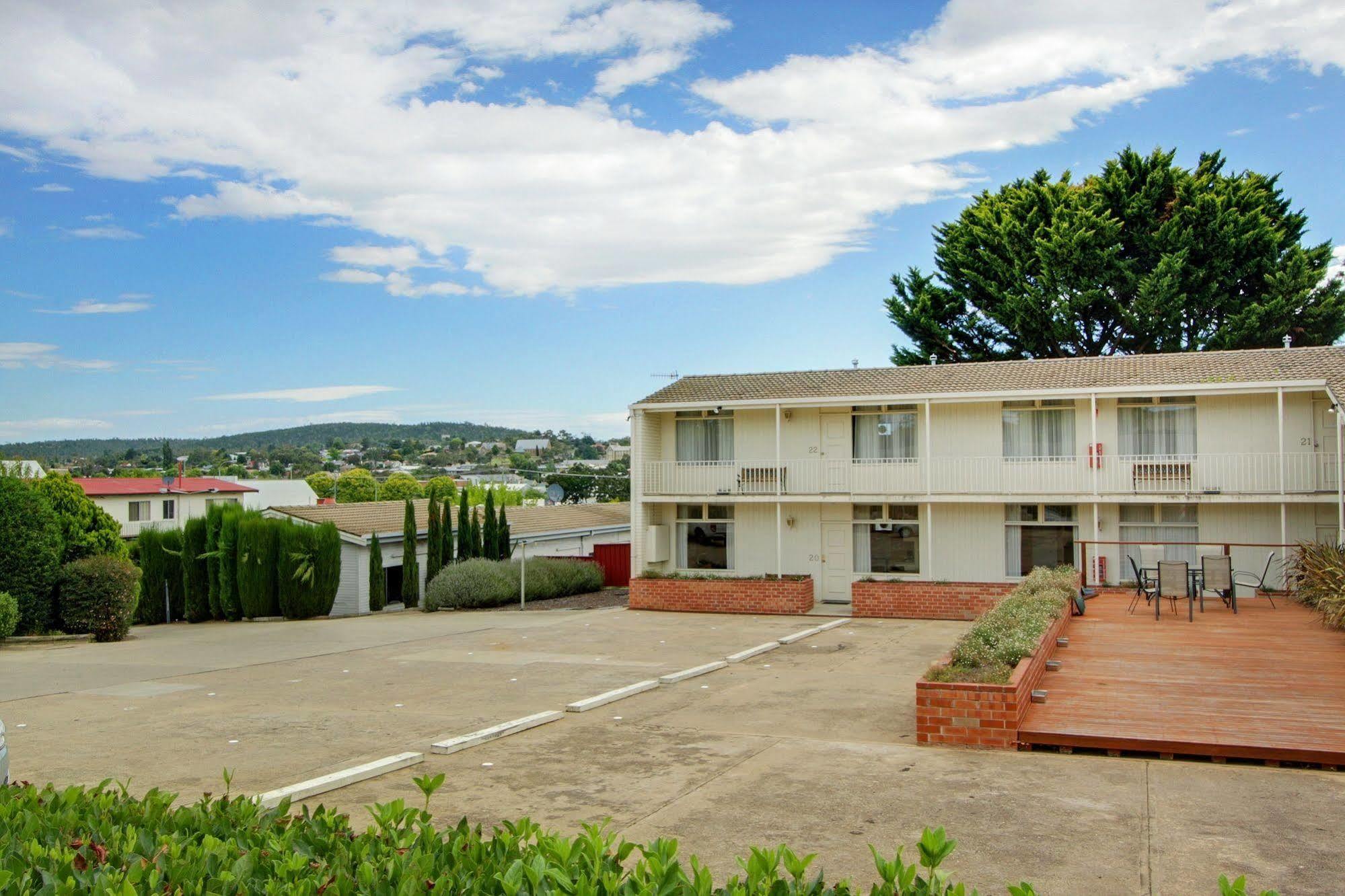 Redhill Cooma Motor Inn Dış mekan fotoğraf